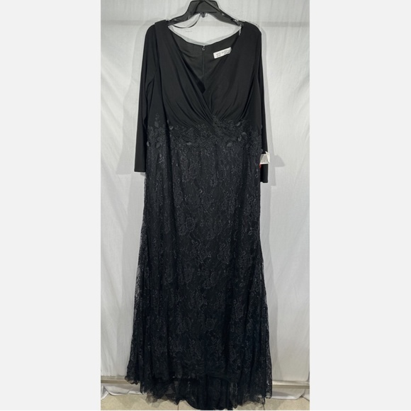 NWT Mac‎ Duggal [ 20W ] Wrap-over Long Sleeve Lace Applique Trumpet Gown Black - Picture 8 of 14
